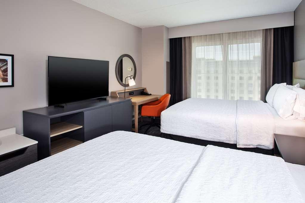 Hampton Inn And Suites Newark Airport Elizabeth Rum bild