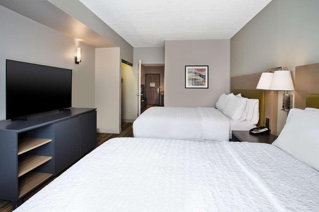 Hampton Inn And Suites Newark Airport Elizabeth Rum bild