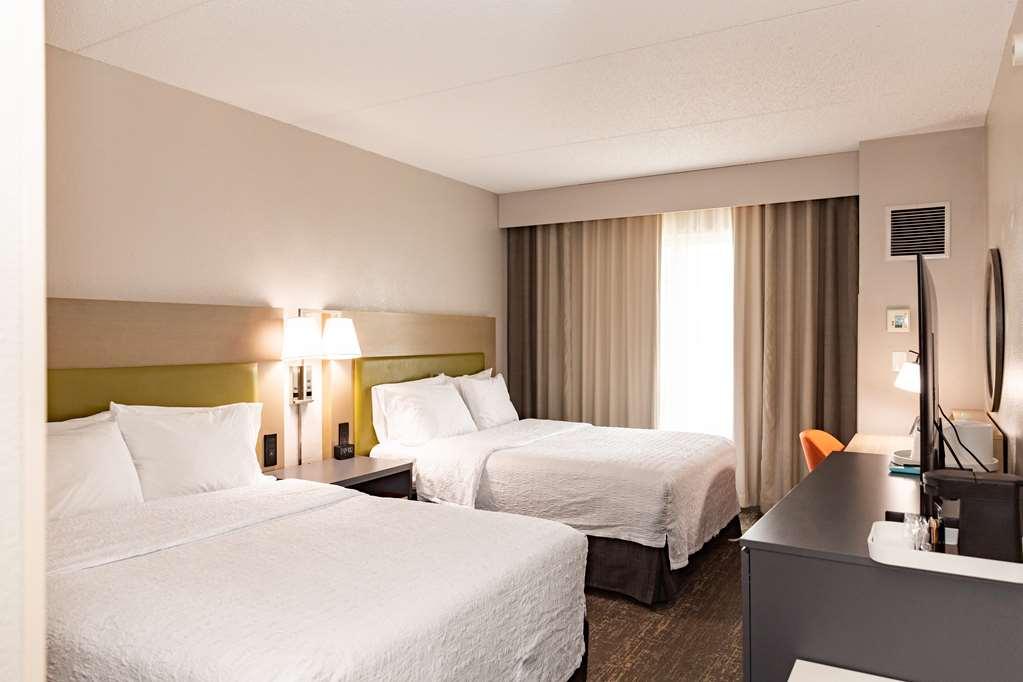 Hampton Inn And Suites Newark Airport Elizabeth Rum bild